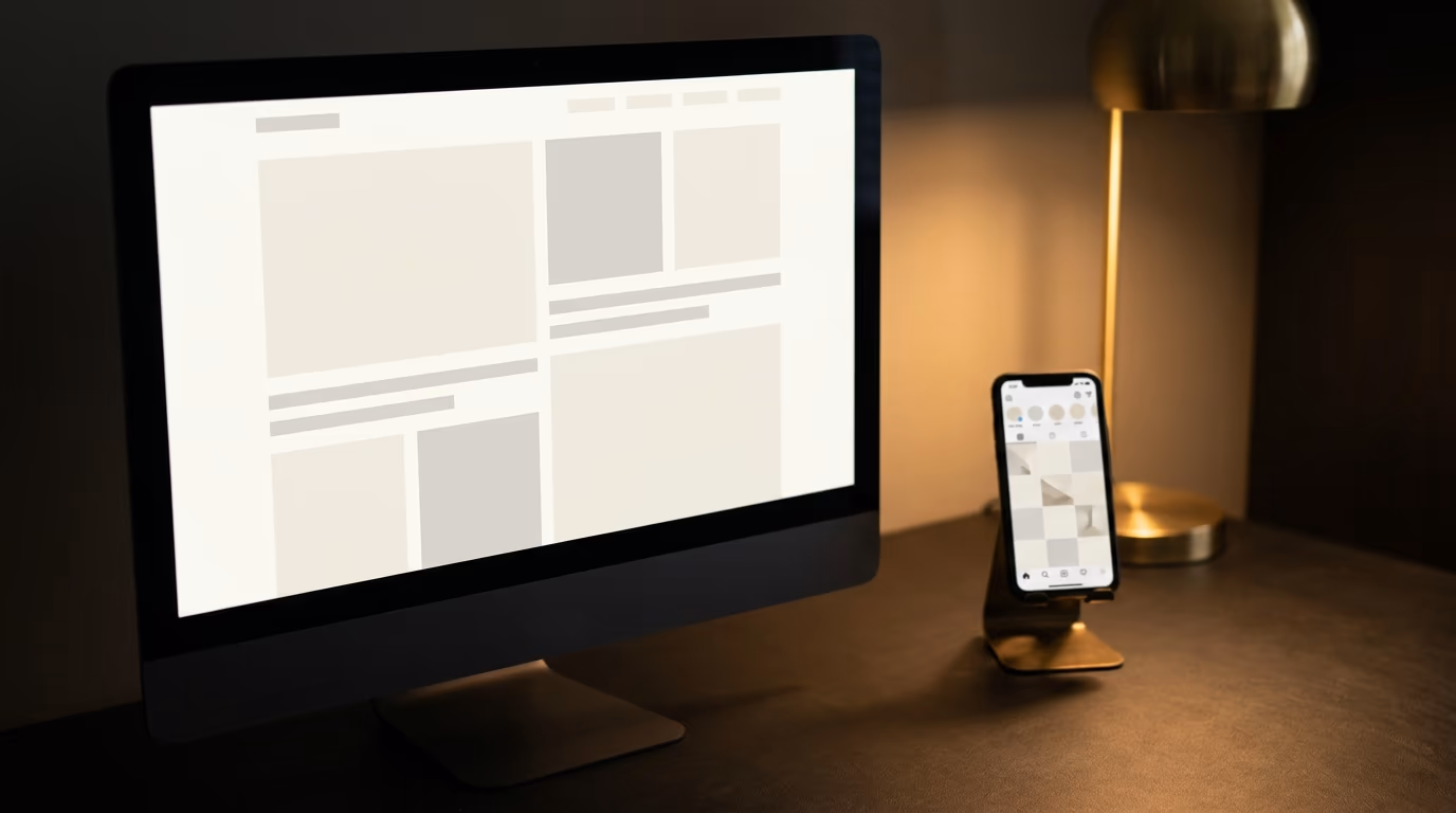 différence entre un site internet et les réseaux sociaux